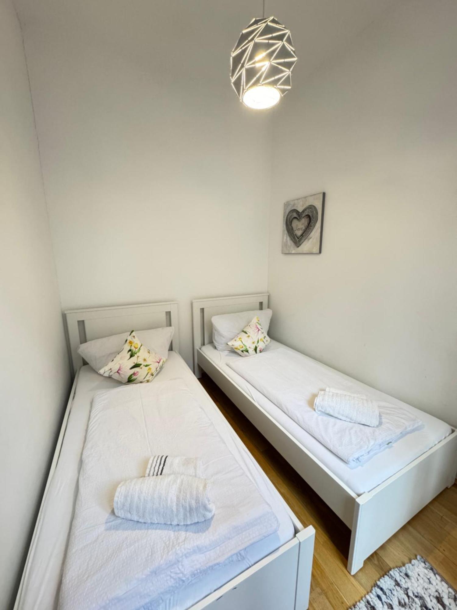 Charming Flat & Balcony Near Central Station L Bg5 Vienna Luaran gambar