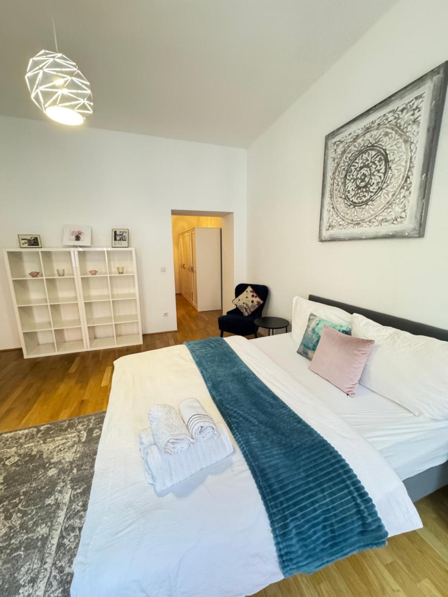Charming Flat & Balcony Near Central Station L Bg5 Vienna Luaran gambar