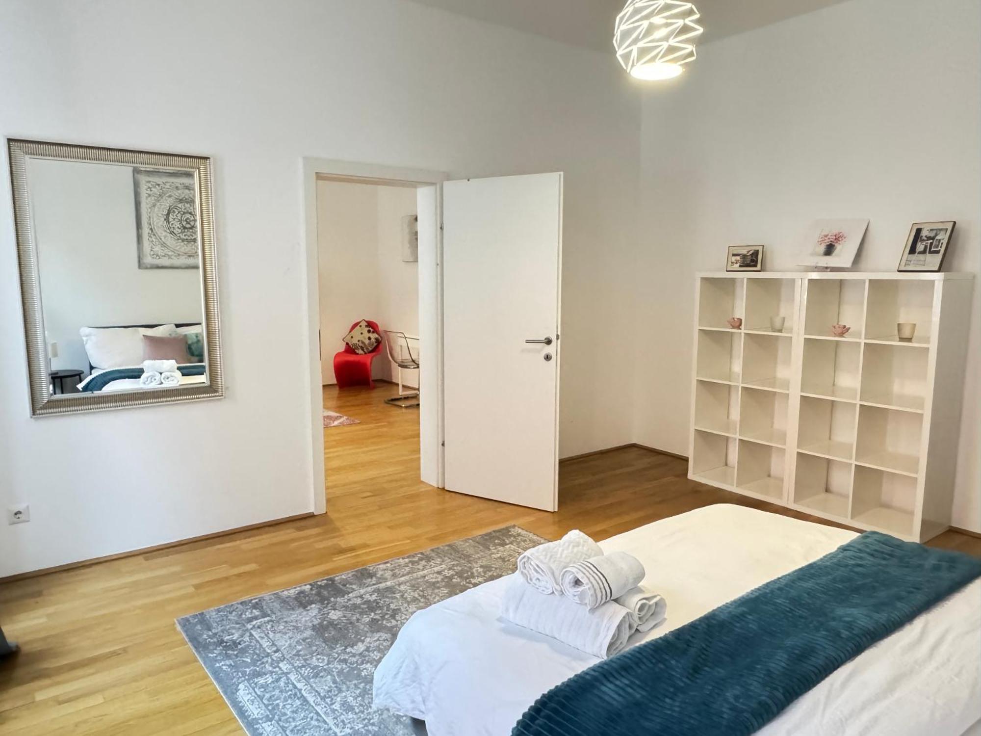 Charming Flat & Balcony Near Central Station L Bg5 Vienna Luaran gambar